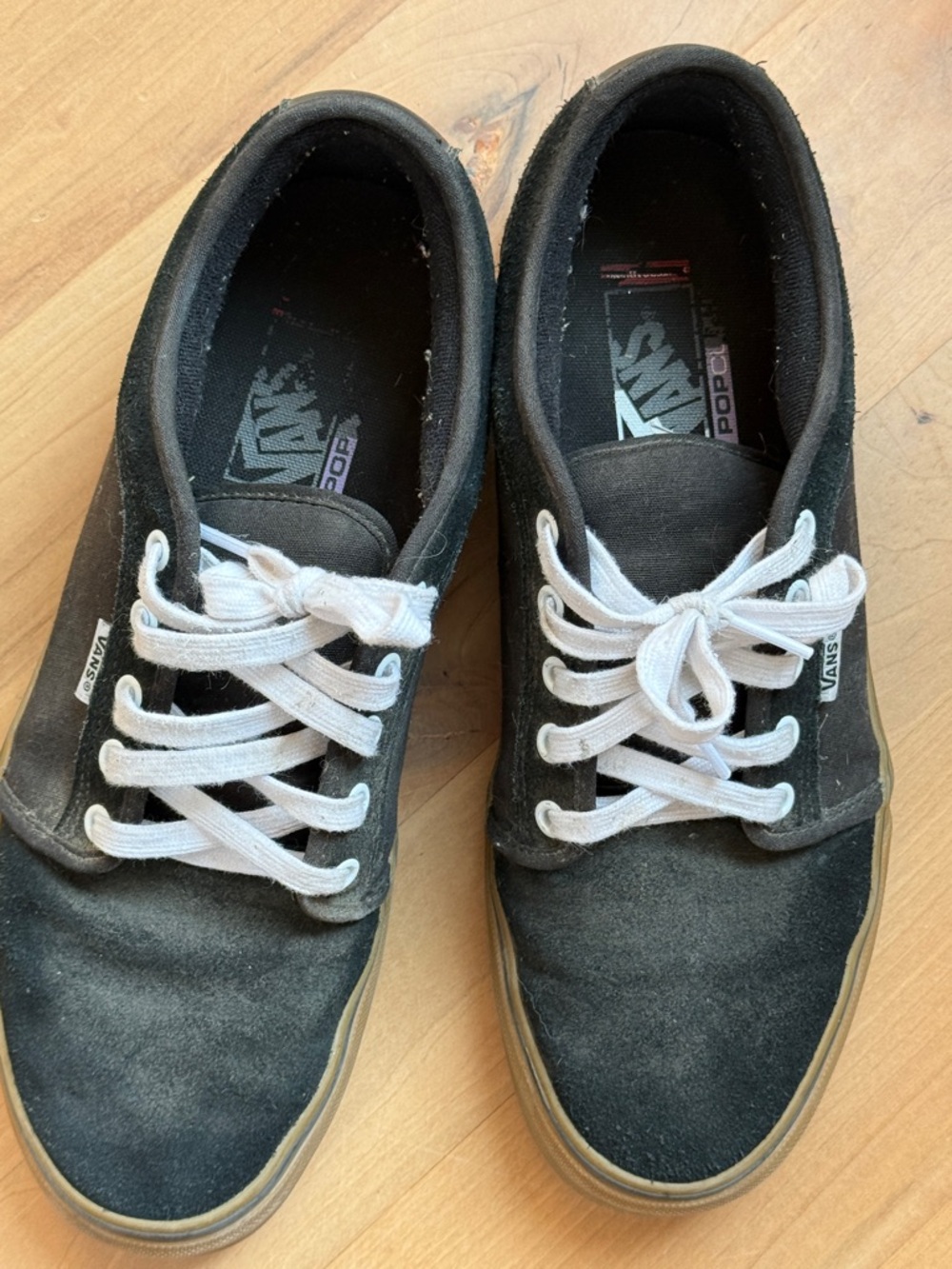 Vans - Picture 4 of 5